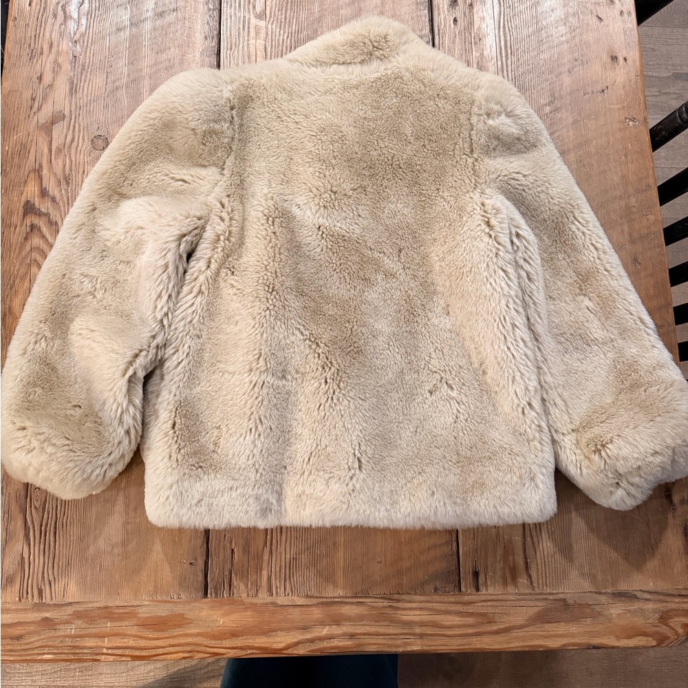 Jordache Cream women Faux Fur Coat. VINTAGE! - Picture 4 of 5